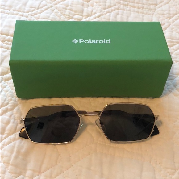 Polaroid unisex polarized sunglasses - Picture 1 of 4